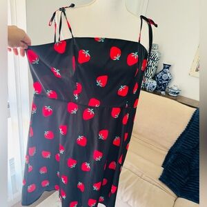 SHEIN Curve strawberry Print Black Dress